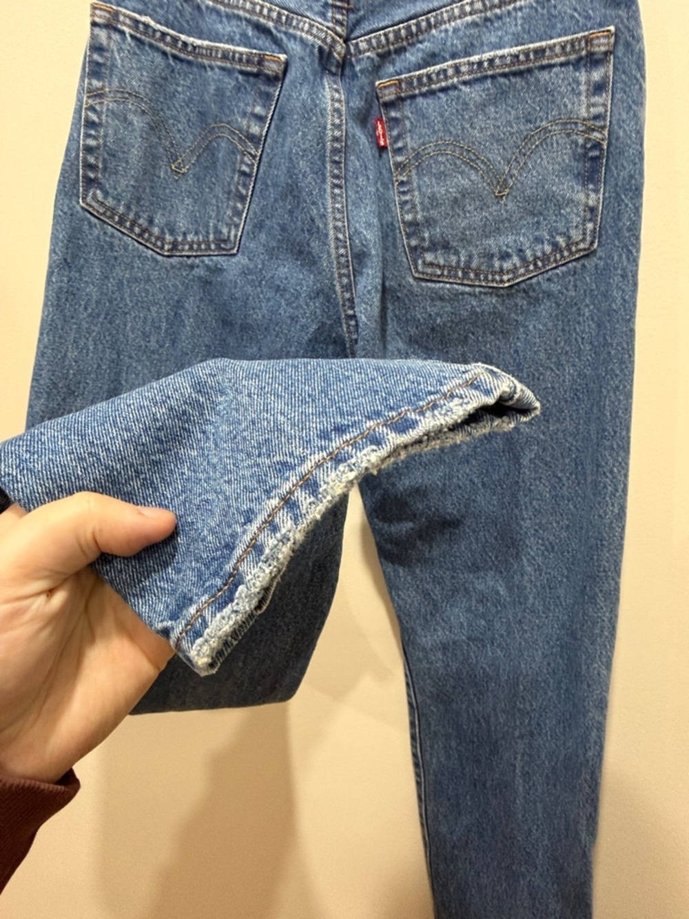 Levi's 501 High-Rise Blue Straight Jeans - Picture 10 of 12